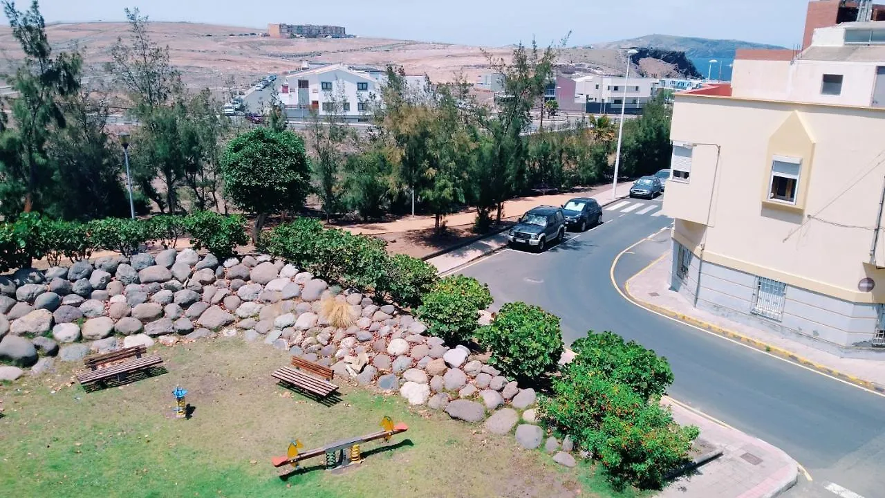 Burrero Beach Stay - Sunshine El Burrero